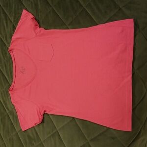 New but with no tags tshirt fuchsia pink